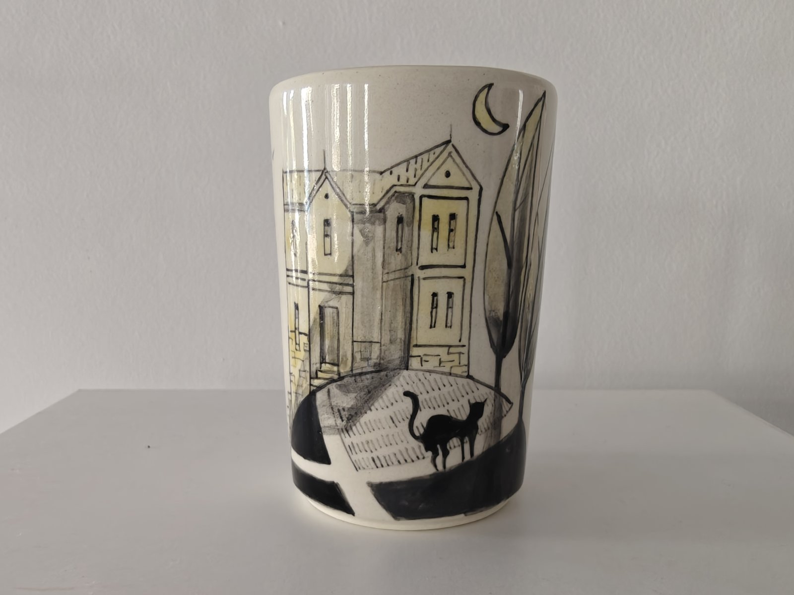 “Black Cat for Good Luck” Ceramic Set – Irina Vachkova (Termodvoyka) - Image 5