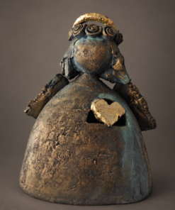 “Angel with a Golden Heart” – Eli Gerzilova | Original ceramic sculpture